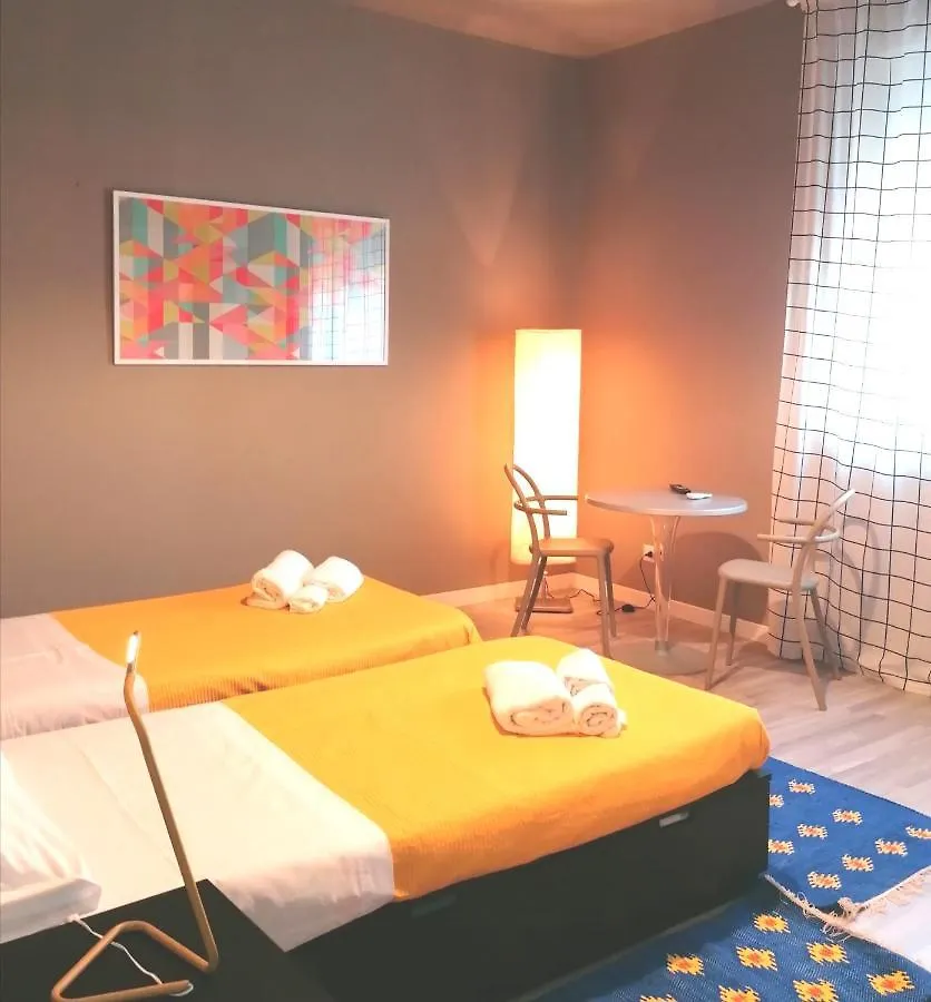 Inner City De Luxe Apartment Катания 0*,